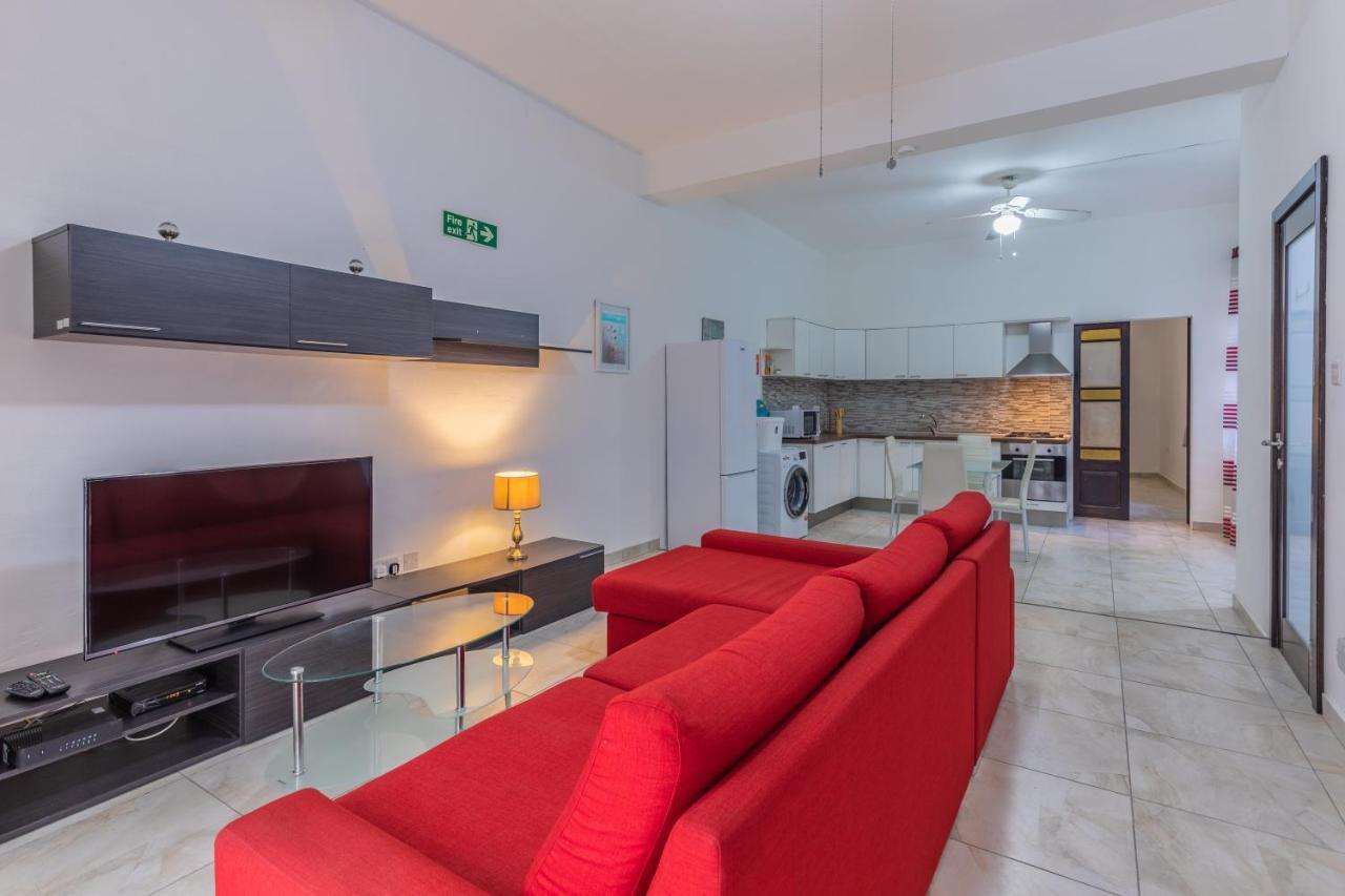 Bormla - Comfortable Two Bedroom Apartment Cospicua Экстерьер фото